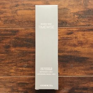 NWT Mary Kay Timewise 3D (4-in-1 cleanser)